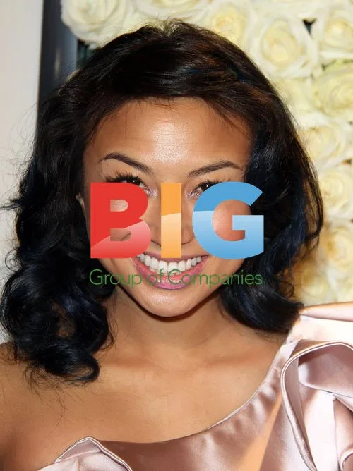 Jeannie Mai at QVC Red Carpet Event