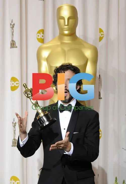 Bret McKenzie backstage with Oscar