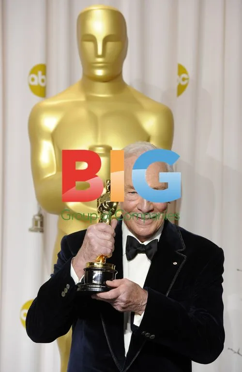 Christopher Plummer Backstage at the Oscars