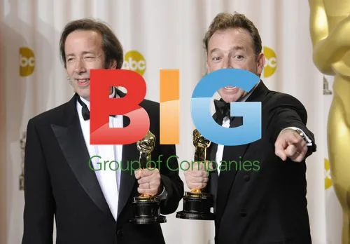 Philip Stockton and Eugene Gearty Pose with Oscar