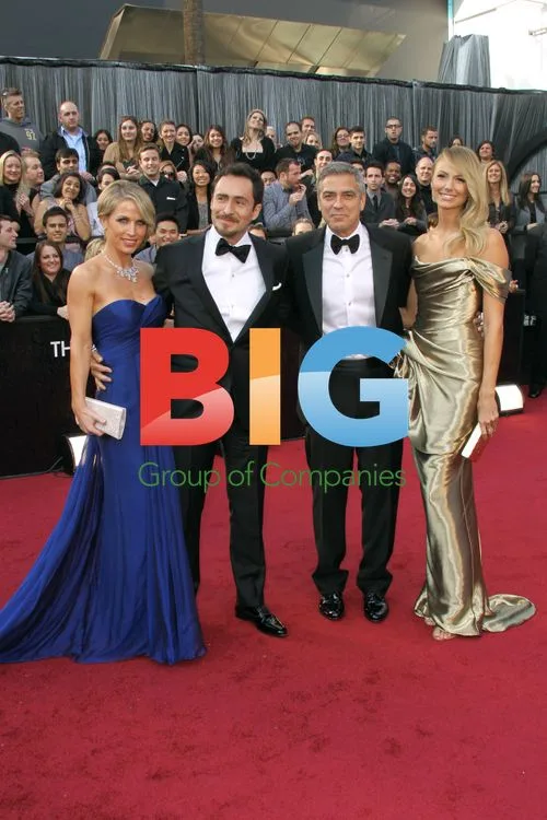 George Clooney, Stacy Keibler and Demian Bichir at Oscars