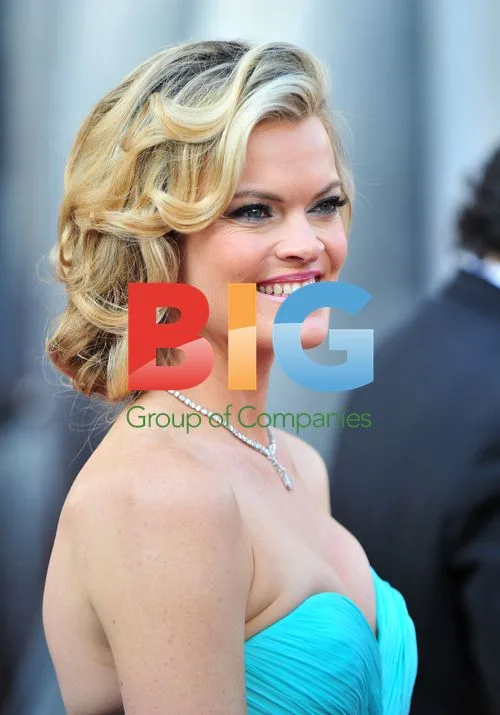 Missi Pyle at 84th Oscars Red Carpet