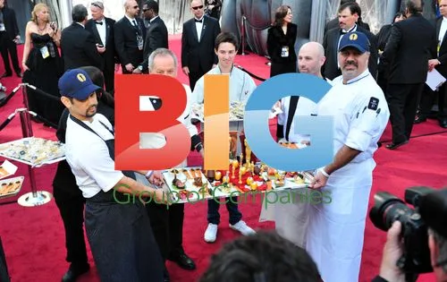 Oscar after dinner desserts on Oscars red carpet