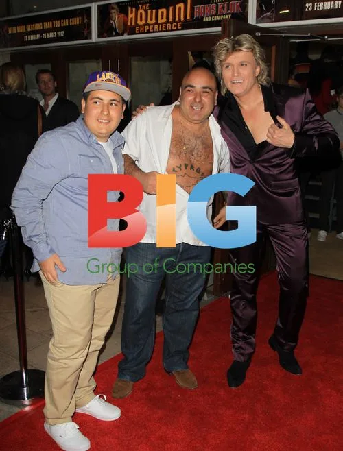 Magician Hans Klok and Stavros Flatley at \The Houdini Experience\