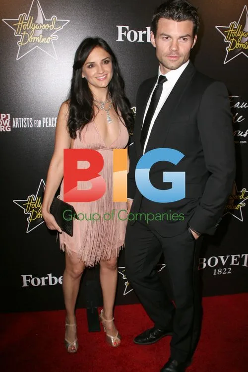 Rachael Leigh Cook & Daniel Gillies at Hollywood Domino Gala