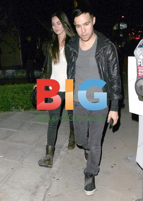 Pete Wentz and Girlfriend Dine at Nobu