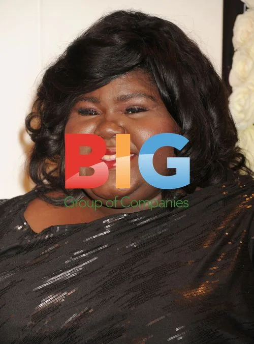 Gabourey Sidibe at QVC's Buzz on the Red Carpet