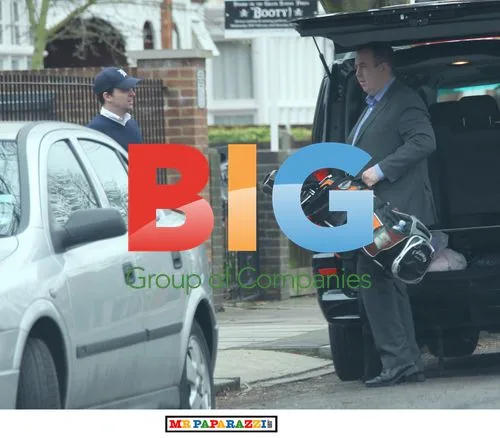 Ant & Dec Take Golf Lesson