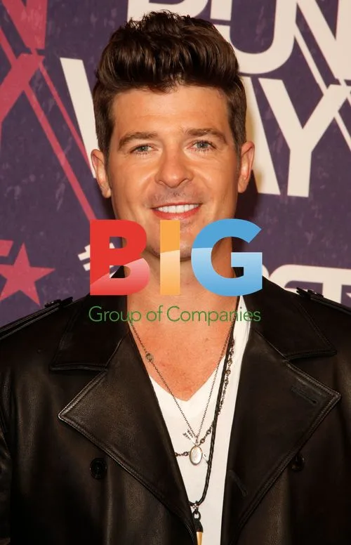 Robin Thicke at BET's Rip the Runway 2012