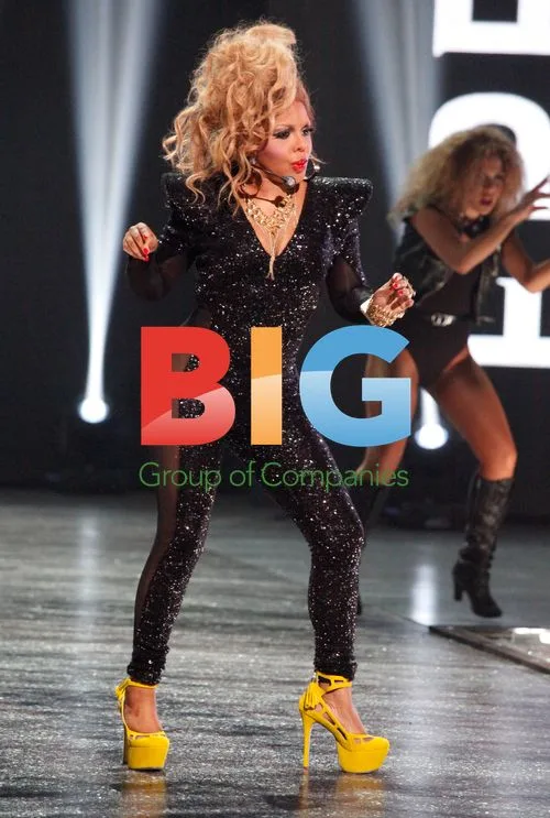 Lil Kim Performs at BET's Rip the Runway 2012