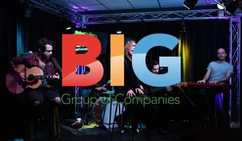 Company of Thieves Perform at Radio 104.5 FM