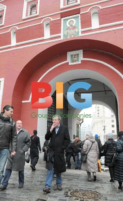 TopGear Hosts Sightsee in Moscow