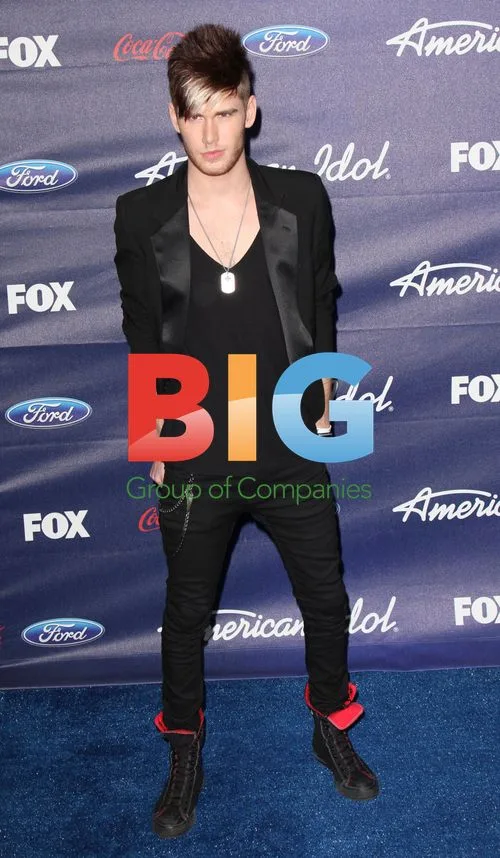 American Idol Season 11 Finalists and Judges Party