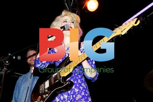 Beth Jeans Houghton live in London