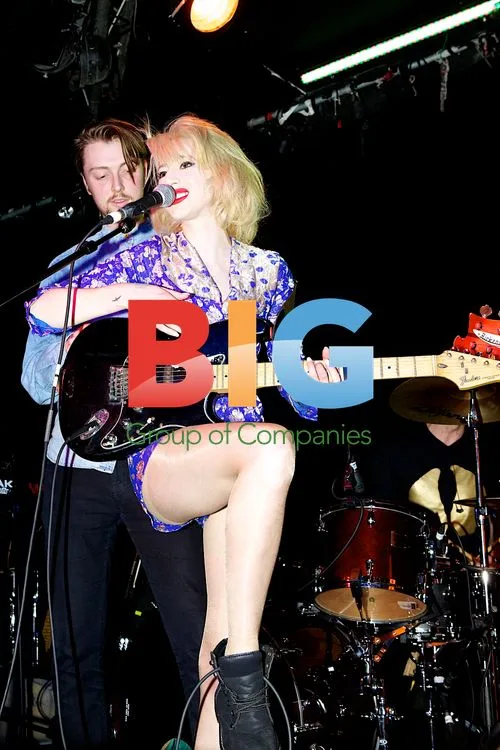 Beth Jeans Houghton live in London