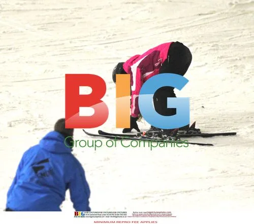 Katie Price Skiing Tumble