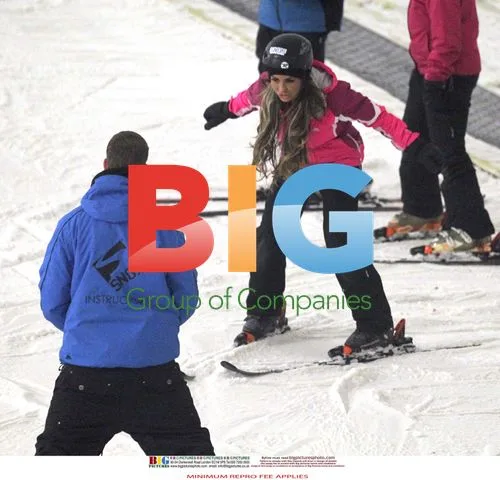 Katie Price Skiing Tumble