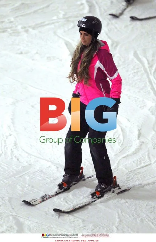 Katie Price Goes Skiing Lessons