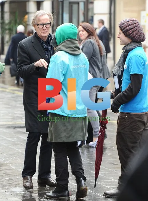 Bill Nighy poses with UNICEF promoters