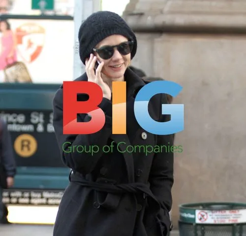 Carey Mulligan Strolling in Soho