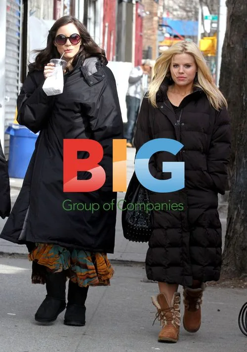 Raza Jaffrey, Katharine McPhee and Megan Hilty on 'Smash' set