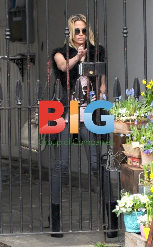 Sarah Harding Leaving Home in London