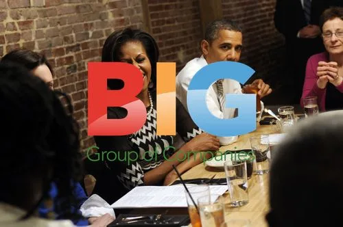 Obama Hosts Dinner with Contest Winners