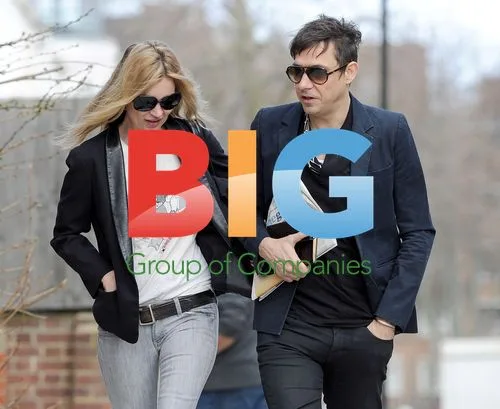 Kate Moss and Jamie Hince Stroll in London