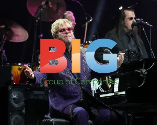 Elton John Performs in Florida