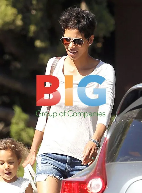 Halle Berry picks up daughter Nahla from school