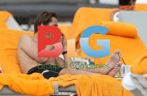 Mark Vanderloo on Miami Beach