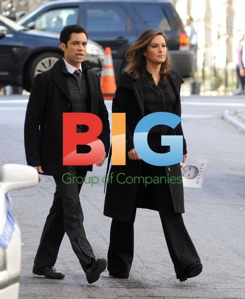 Mariska Hargitay and Danny Pino on 'Law and Order: SVU' set