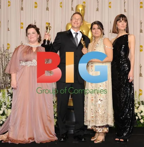 Melissa McCarthy, Daniel Junge, Sharmeen Obaid-Chinoy and Rose Byrne at Oscars