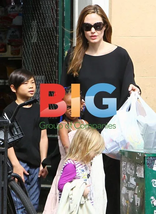 Angelina Jolie strolls with kids in New Orleans