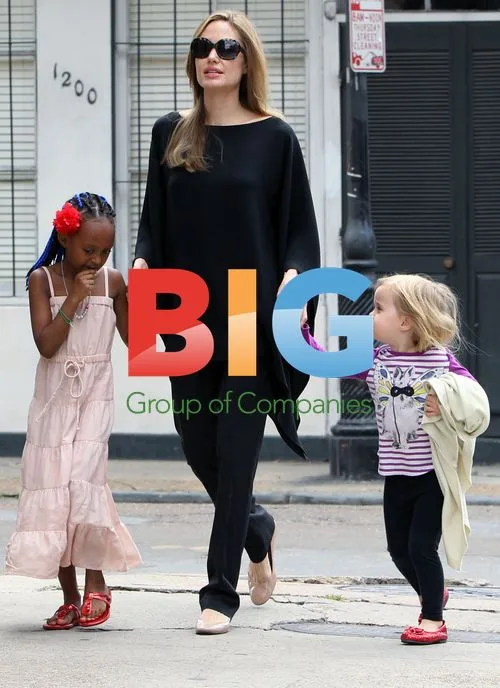 Angelina Jolie Strolls in New Orleans
