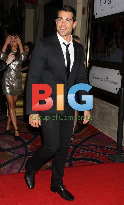 Jesse Metcalfe and Cara Santana at "Dallas" Celebration