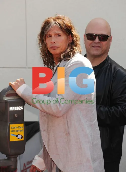 Michael Chiklis and Steven Tyler at John Varvatos Benefit