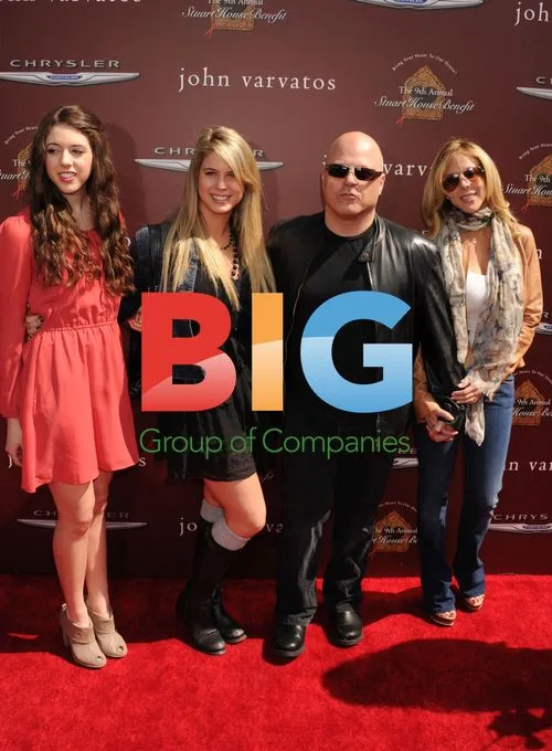 Chiklis Family at John Varvatos Benefit