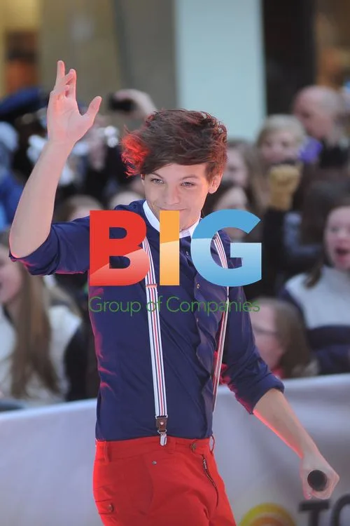 One Direction Performs on 'Today' Show