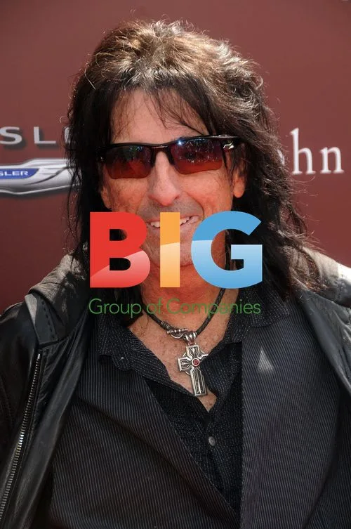 Alice Cooper at 9th Annual John Varvatos Stuart House Benefit