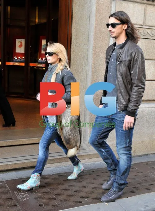 Zlatan Ibrahimovic Shopping in Milan