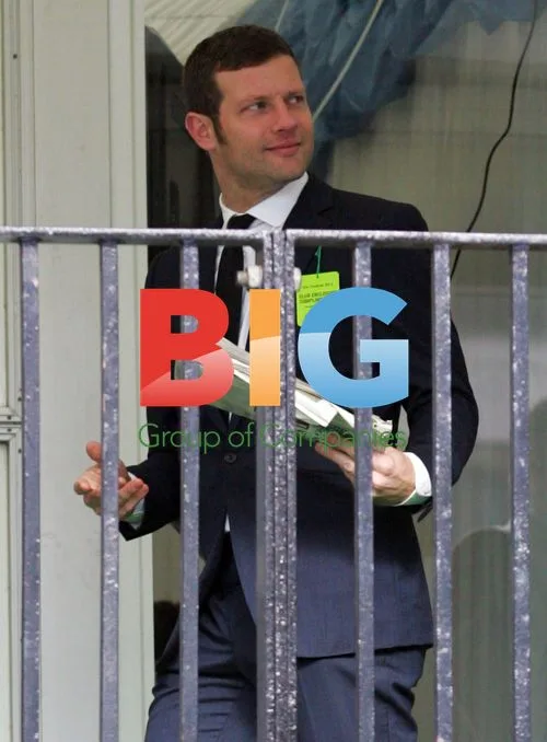 Dermot O'Leary at Cheltenham Festival 2012