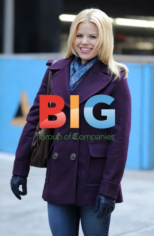 Megan Hilty on set of Smash