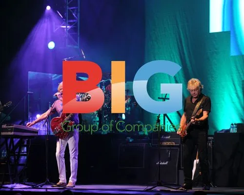 Justin Hayward and John Lodge of Moody Blues perform