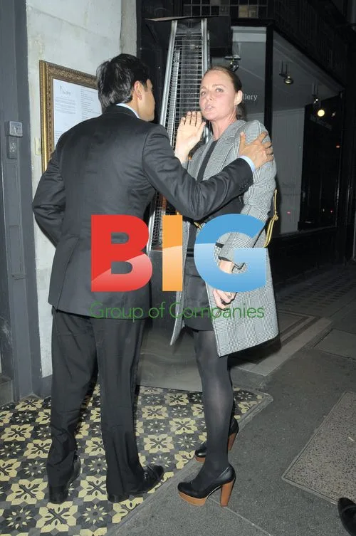 Stella McCartney and Alasdhair Willis Leaving Restaurant
