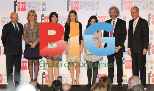 Letizia Ortiz and Esperanza Aguirre at Children's Literature Awards