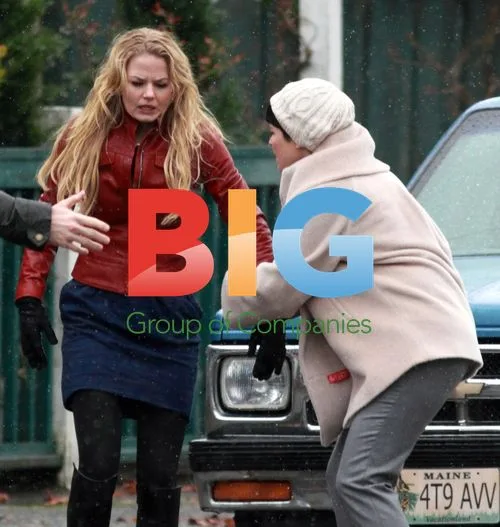 Once Upon A Time stars brave cold on set
