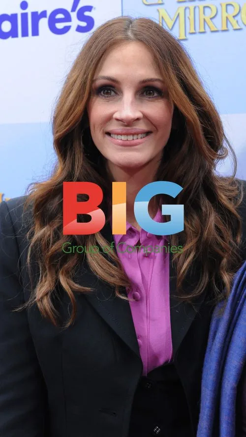 Julia Roberts at 'Mirror Mirror' Premiere
