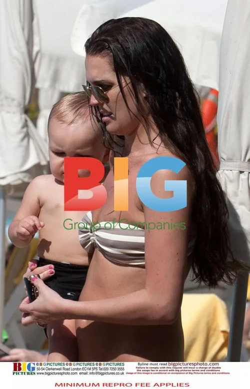 Danielle Lloyd spends time with family on holiday
