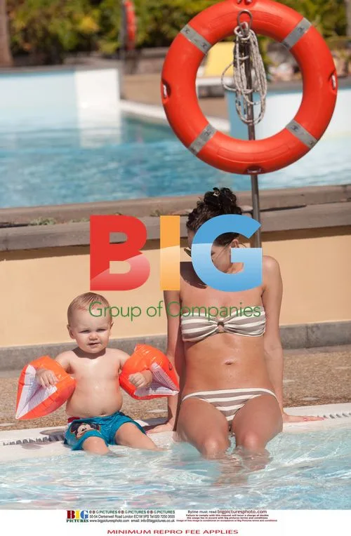 Danielle Lloyd Spends Holiday with Family